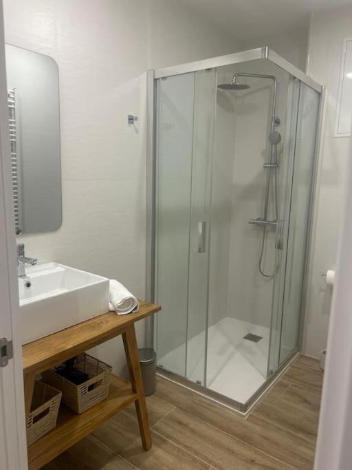 Coqueto Apartamento Cerca Del Casco Viejo Con Garaje Gratis Bilbao Bagian luar foto