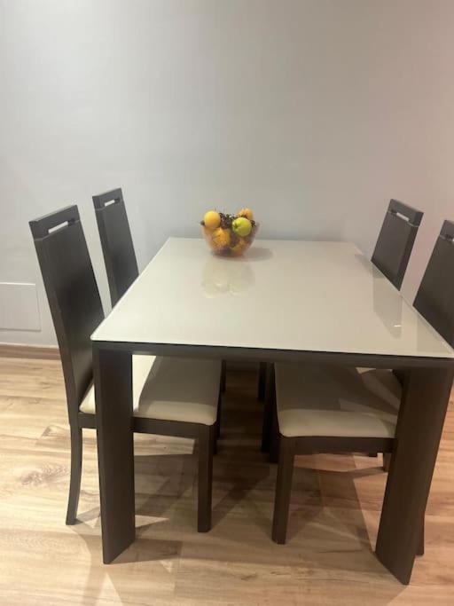 Coqueto Apartamento Cerca Del Casco Viejo Con Garaje Gratis Bilbao Bagian luar foto