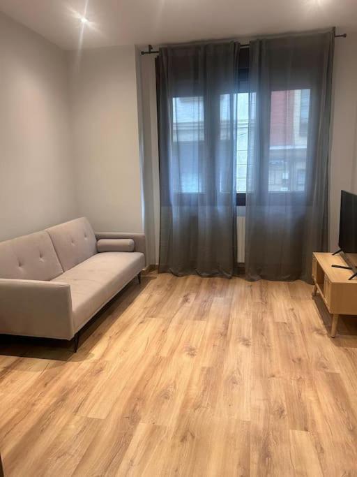 Coqueto Apartamento Cerca Del Casco Viejo Con Garaje Gratis Bilbao Bagian luar foto