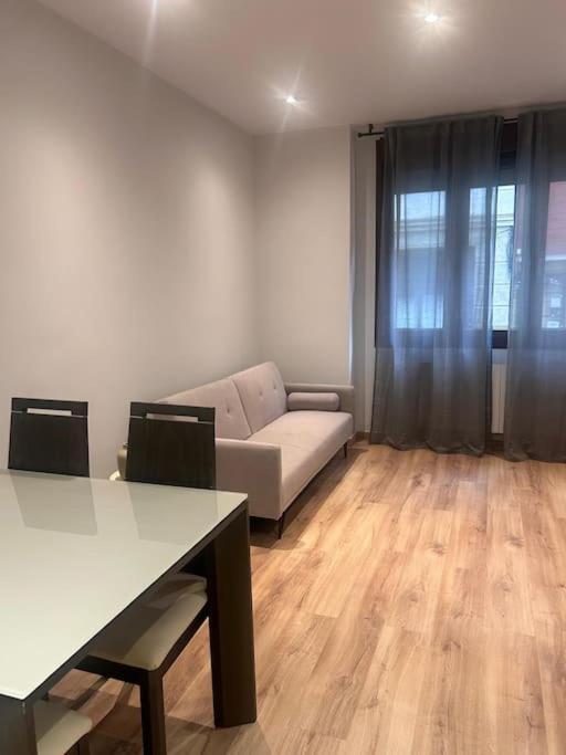 Coqueto Apartamento Cerca Del Casco Viejo Con Garaje Gratis Bilbao Bagian luar foto